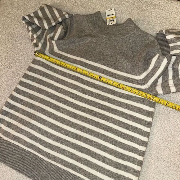 Charter Club Gray White Stripe Back Pleat Sweater Medium NWT - Picture 10 of 14